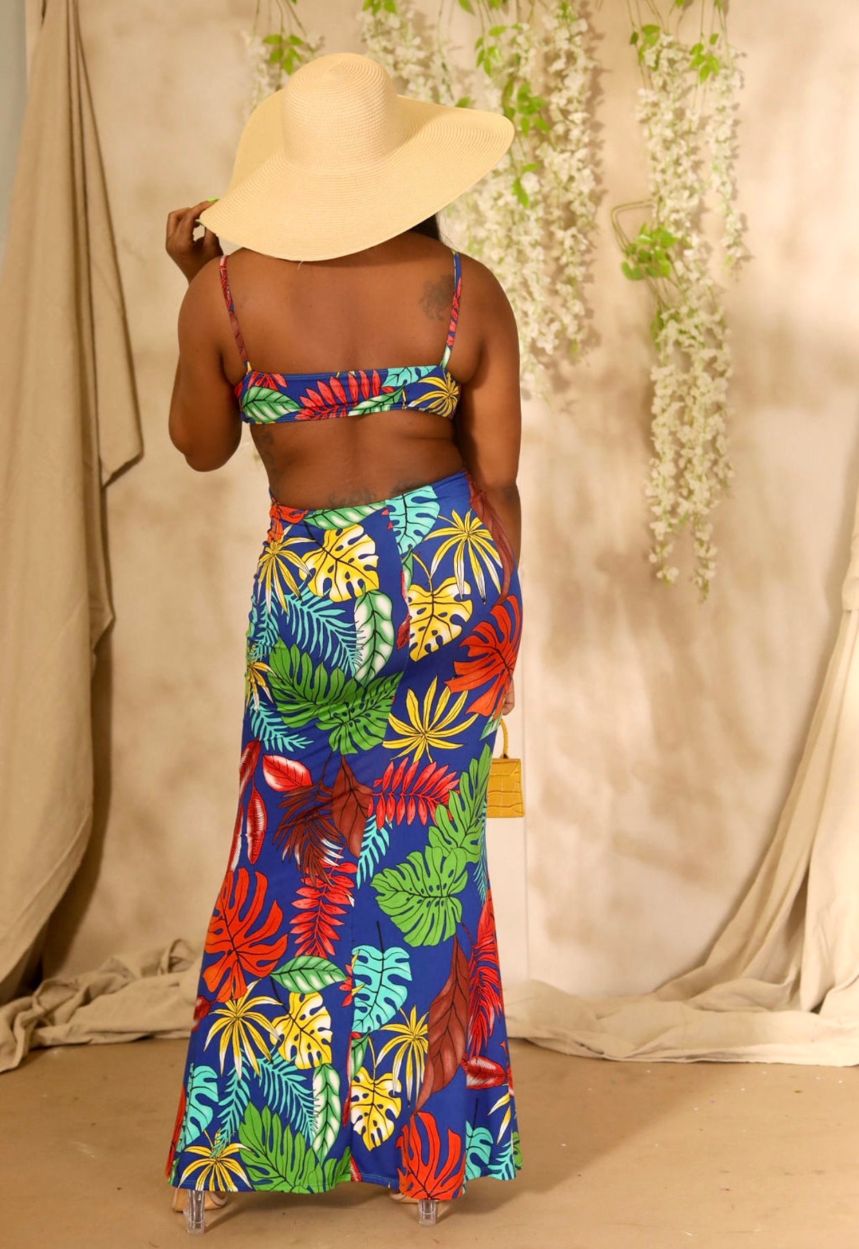 TROPICAL ISLAND GIRL MAXI DRESS